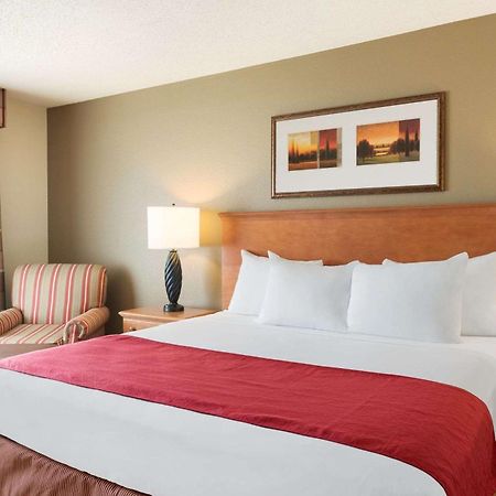 Country Inn & Suites By Radisson, Davenport - Quad Cities Exterior foto