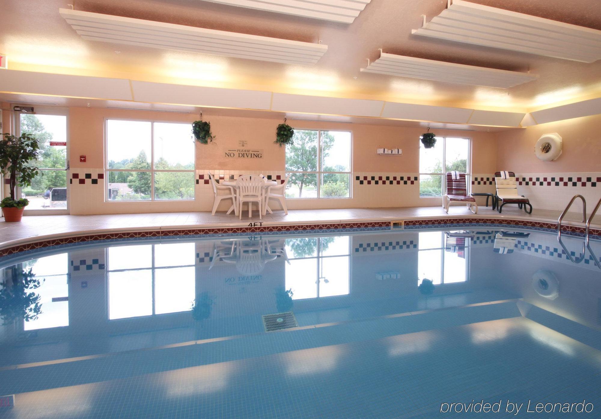 Country Inn & Suites By Radisson, Davenport - Quad Cities Einrichtungen foto